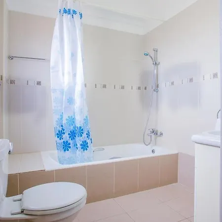 In Sleeps 6 Includes Swimming Pool Air Con And Wifi 8 7 Vilă *